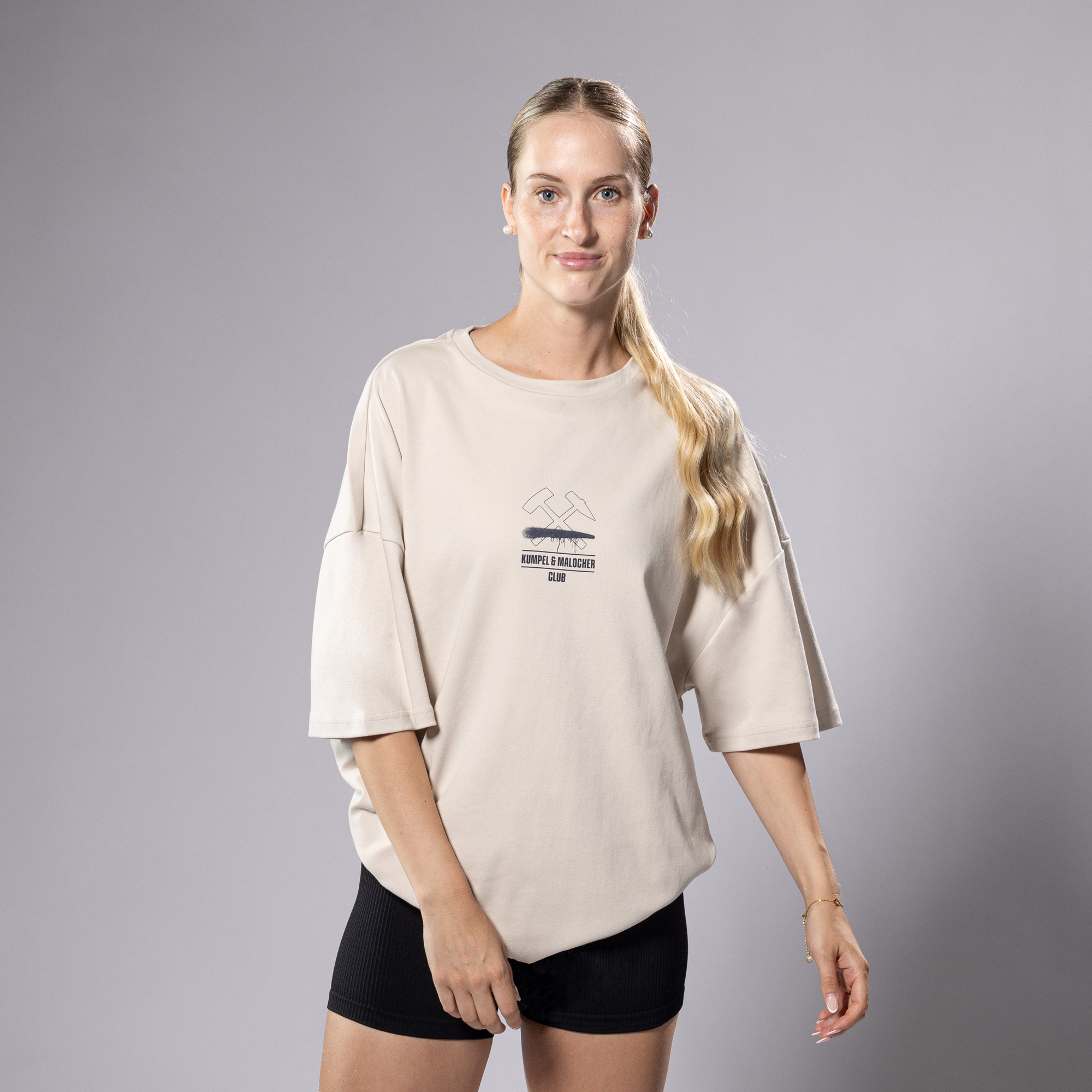 T-Shirt Model Laura Radke