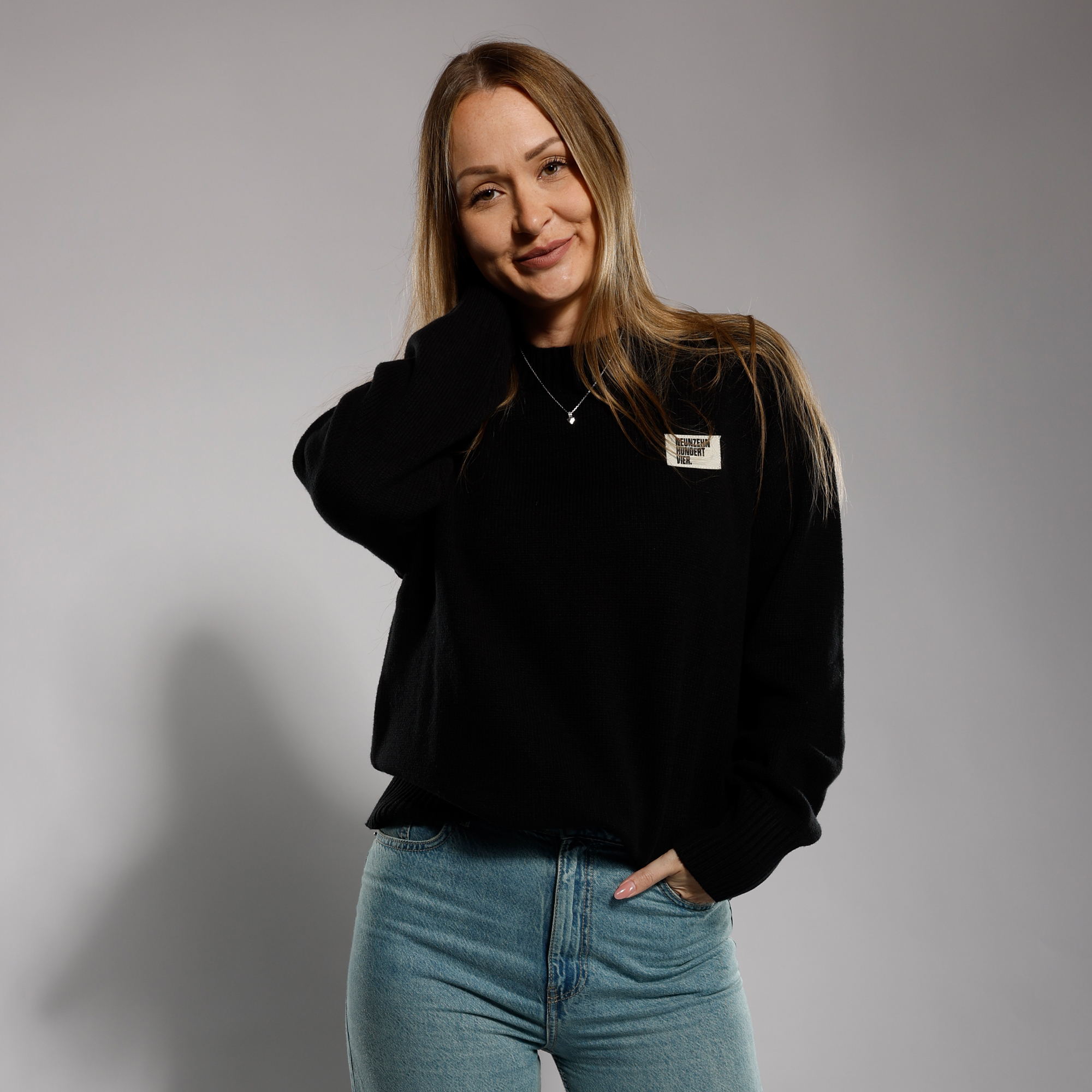 Pullover Damen Model