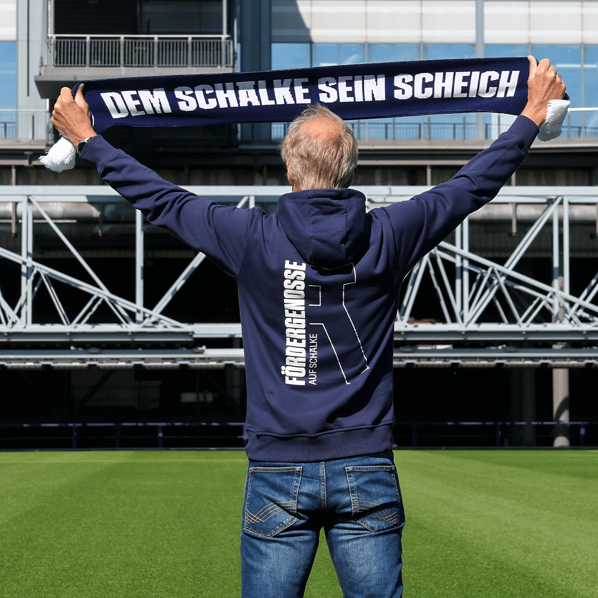 S04 Scheich Fanschal Model