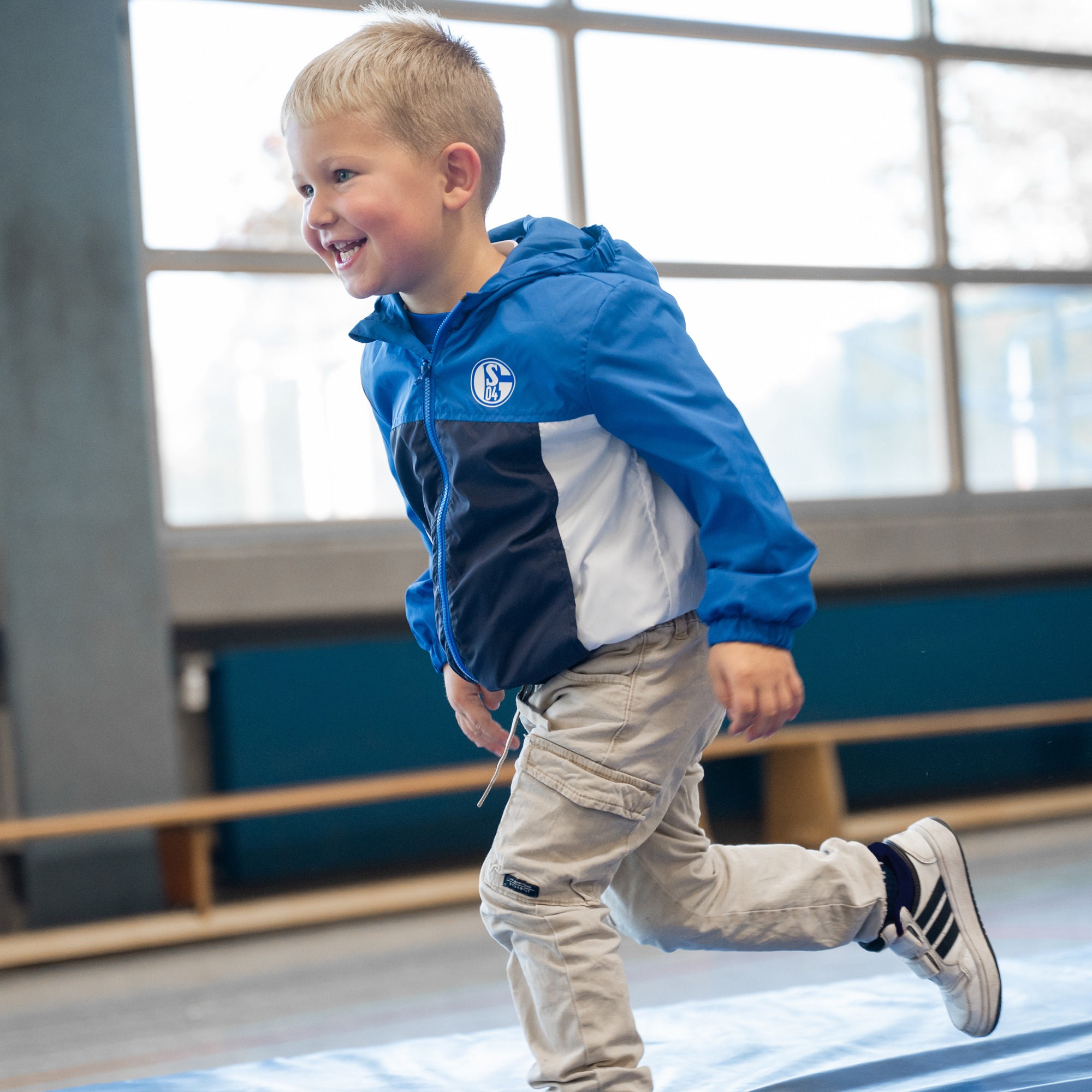 S04 Windbreaker Model